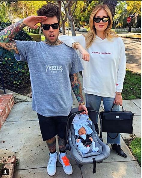 Leone lucia ferragni 's instagram post: Chiara Ferragni e Fedez con il piccolo Leone: la prima ...