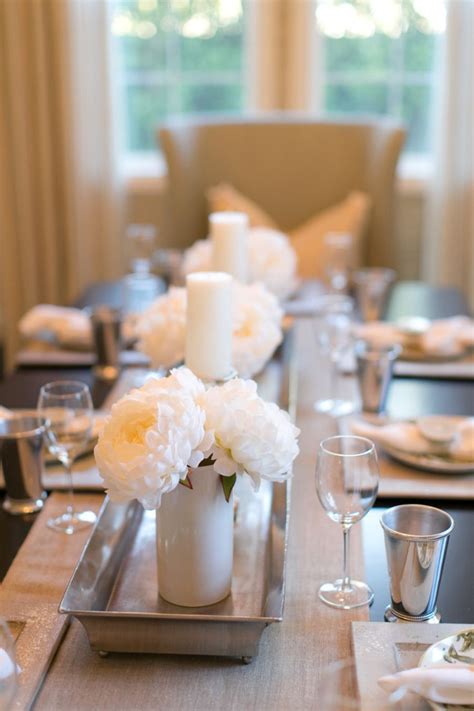 Deciding on a centerpiece for the dining room table can be a bit daunting… how do pick a scene stealer for a piece of furniture, or in some cases, an entire room? Dining Table Centerpiece Ideas (Formal and Unique Table ...