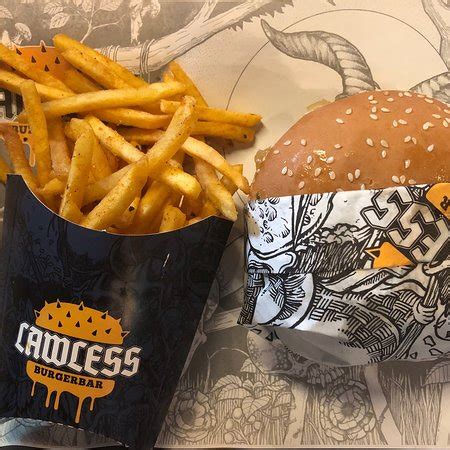 Menurut arian, salah satu empunya lawless burgerbar yang juga vokalis band seringai, menu yang ada di lawless burgerbar terbagi dalam dua jenis, yang kustom dan yang klasik. Lawless Burger Kemang Menu - Clătită Blog