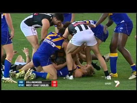 West coast 10.12 (72) vs collingwood 11.7 (74). 2012 AFL Finals - Collingwood v West Coast Eagles Semi ...