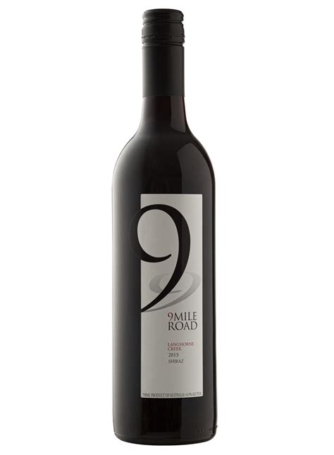 If you have a healthy thick hair, a simple low pony will work in your look as a cool accessory. 9 Mile Road Shiraz Langhorne creek (Australia) - Wines 2 Door