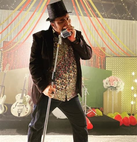 Music cikgu ayu khalifa 100% free! Biodata Dan Latar Belakang Penyanyi Harry Khalifah (Apak ...