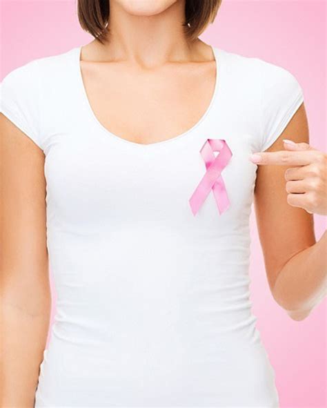 Treatment of breast cancer can be done easily in first and second stage but not possible in third stage. ब्रेस्ट कैंसर सम्बंधित बातें -Breast Cancer Symptoms in ...