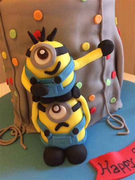 The wall you build doesn't have to be a complex project that takes up your entire basement; Minion climbing wall birthday cake | Gâteau pâte à sucre ...