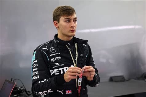 Following his formula 2 championship win, russell signed for williams in 2019, making his début at the 2019 australian grand prix, alongside robert kubica. Le conte de fée du remplaçant George Russell - REVUE ...