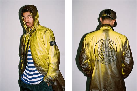 Stone island supreme heat reactive trench. ℲIND ⓈⓊⓅⓇⒺⓂⒺ x ⓈⓉⓄⓃⒺ ⒾⓈⓁⒶⓃⒹ Heat Reactive Jacket - Heat ...