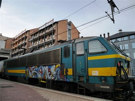 What does cfet stand for? CFET SNCB HLE 2105 Graffiti