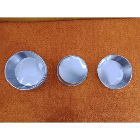 Deskripsi produk bahan aluminium cor jumlah lubang 7 diameter 19,5cm tinggi cetakan 2,5cm. CETAKAN KUE APEM BOLU KUKUS 8 CM PENDEK JMB LOYANG ...