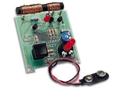 A metal detector is an instrument that detects the presence of metal nearby. Metal Detector Kit | Metal detector, Gold detector, Whites ...