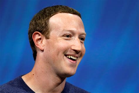 Zuckerberg left college after his sophomore year to concentrate on the site. Facebook : Mark Zuckerberg ne compte pas retirer de son ...