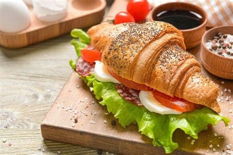 Кулинарные тренды: круассан-сэндвич . Кулинарные статьи и лайфхаки ...