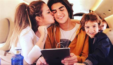 Katia aveiro, 44, revealed she was in hospital in her native island of madeira in an instagram post. Katia Aveiro escreve carta ao pai e revela pormenores da ...