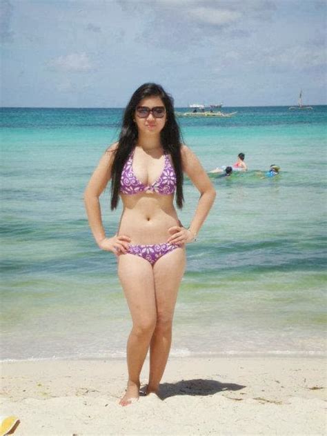 Isabella desantos has a big bush that she doesnt bother shaving anymore. Xxx videos upskirt desi - Nude Images