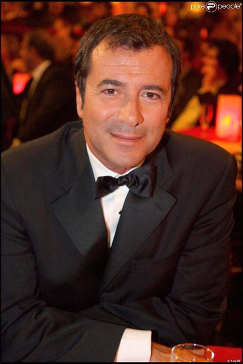 He was born in 1950s, in baby boomers generation. Bernard Montiel - Quelle est sa taille