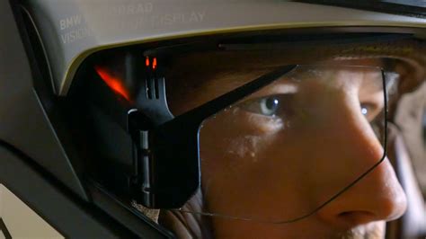 Das usee display wurde in zusammenarbeit mit abus entwickelt. Ausprobiert: BMW-Helm mit Head-Up-Display - Cyborg auf ...