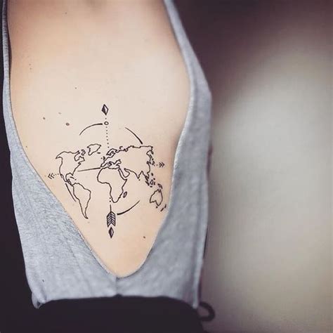 Schau dir unsere auswahl an travel tattoo an, um die tollsten einzigartigen oder spezialgefertigten handgemachten stücke aus unseren shops für tätowierung zu finden. Weltkarte Tattoo-Ideen für diejenigen, die gerne reisen ...