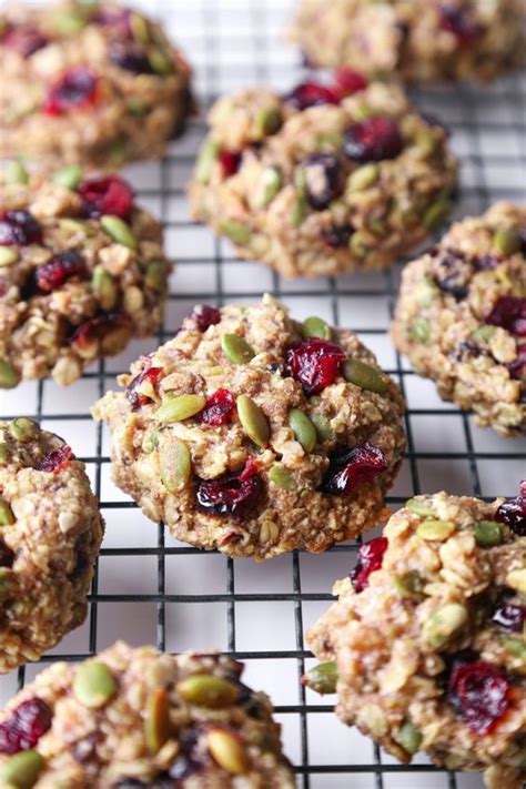 These hemp heart superfood cookies taste like a delicious hybrid of oatmeal cookie meets coconut macaroon and they're packed with superfoods like goji berries, hemp hearts and chia seeds. Superfood Breakfast Cookies | Recipe | Superfood breakfast ...