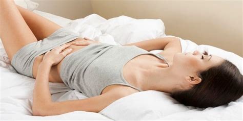 Sakit perut secara umumnya diertikan sebagai sakit yang berlaku dari kawasan dada sehingga ke pinggil. Beberapa Faktor Penyebab Sakit Perut Di Bagian Atas