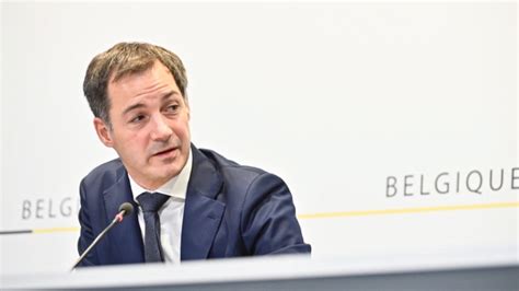 Alexander de croo a tout de même pris la parole à 16 heures pour apporter des explications aux belges. Comité de concertation : les chiffres jugés trop mauvais ...