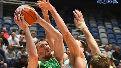 Cameron bairstow with the chicago bulls, aron baynes with the boston celtics, matthew dellavedova with the milwaukee bucks, and dante exum and joe ingles with the utah jazz. Australian basketball Boomers vs Team USA: Tickets, dates ...