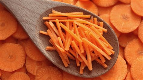 Julienning is a method of food preparation in which the food item is cut into long thin strips. How to Julienne Carrots and Other Veggies - HealthiNation