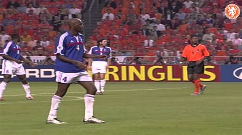 Het elftal heeft tijdens het vorige ek nog laten zien dat er genoeg talent en liefde voor het voetbal is. Frankrijk - Nederland (21/6/2000) - YouTube