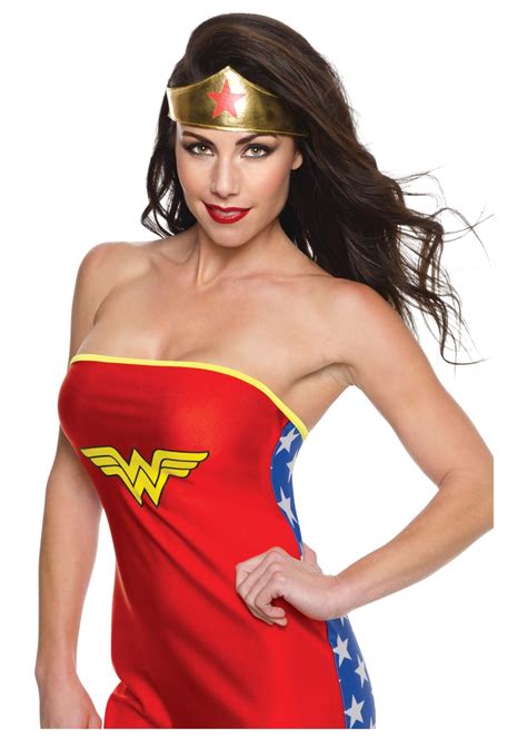 Before she was wonder woman, she was diana, princess of the amazons, trained to be an unconquerable warrior. Wonder Woman Women Tiara - Accessories