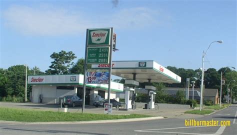 Overview of sinclair gas station. old Sinclair gas station | Gas station, Highway signs, Places