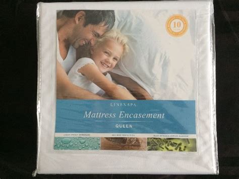 Bed bug mattress covers have proven to be a great preventive or protective measure of bed bug control. Best Bed Bug Mattress Encasement Reviews 2019 - Buyers ...