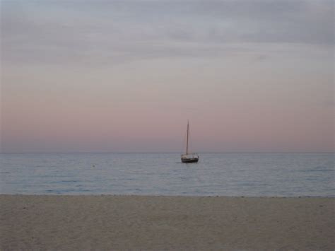 Видео st.tropez, plage de pampelonne канала allmighty57. Plage de Pampelonne | Saint tropez, Beach, Outdoor