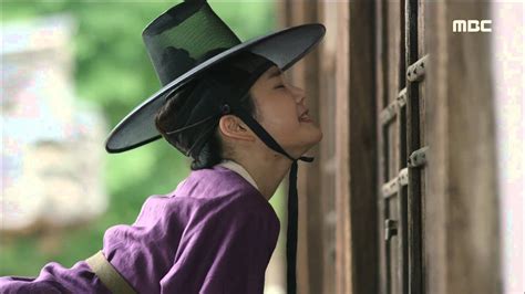 However, i did not use those songs in this video as so many. Scholar Who Walks The Night 밤을 걷는 선비 3회 - Lee Yu-bi is ...