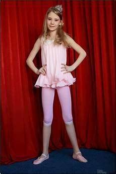 Hanna stars casual loveygirl 89p. Teen Modeling Tv Elona Candydoll Model Foto - Foto