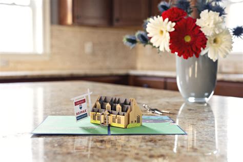 We did not find results for: RE/MAX Partnership Gives Agents Discounts On Really Fancy Cards - Inman