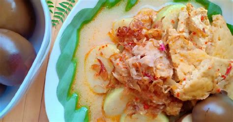 Aduk rata lalu tambahkan minyak sayur. Resep Lontong Sayur Tewel Khas Kalsel : 114 Resep Lontong ...