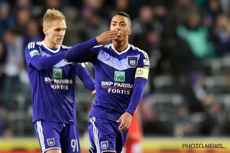 Tielemans is a youth product of anderlecht and signed his first professional contract with the club at the age of 16. Youri Tielemans is vader geworden van een dochtertje ...