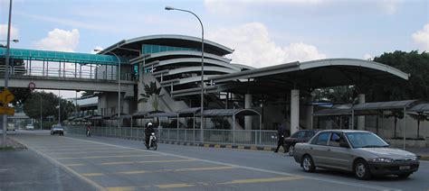 Nahiye da hizmet verdiği sp16 sungai besi lrt i̇stasyonu üzerinde 4 sri petaling , kuala lumpur'daki hattı işık. File:Chan Sow Lin station (Star Line) (exterior), Kuala ...