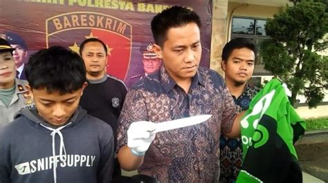 Video full miss a prank ayang ojol terbaru. Nge-Prank Jadi Korban Penusukan, Sopir Ojol di Bandung ...