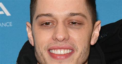 Après avoir enchaîné les courtes relations, pete davidson est visiblement prêt à se poser. Pete Davidson's A-list exes as he 'grows close' to ...