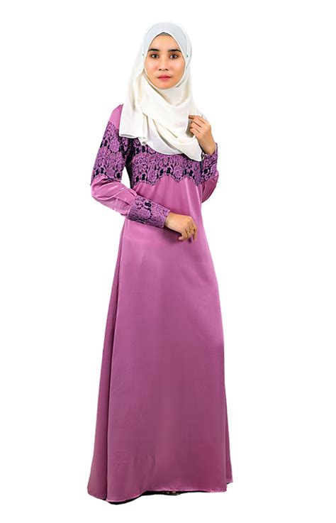Ia biasanya terbahagi kepada dua jenis utama, iaitu baju melayu potongan teluk belanga dan potongan cekak musang. Pakaian Wanita Melayu - Baju Kurung & Baju Kebaya