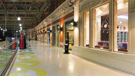 Waterloo station ⭐ , united kingdom, london, lambeth: Waterloo Station retail balcony - - BAM Case Study