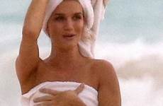 rosie huntington whiteley topless beach bahamas after poses welcoming flaunts trim six months figure she baby comments