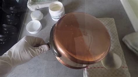 These methods are not recommended for lacquered copper. How to clean copper pans Matfer Bourgeat with "Copperbrill ...