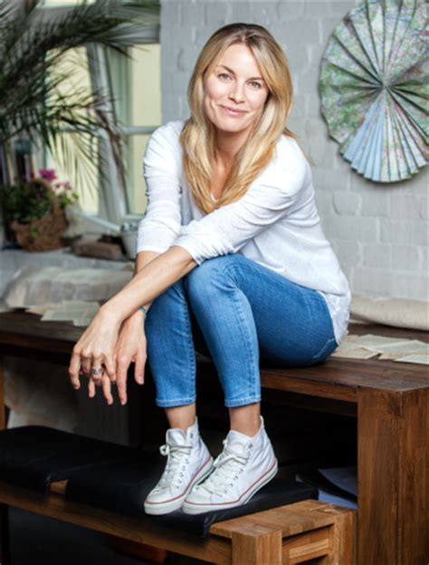 Petra van de voort wuchs mit zwei brüdern und einer schwester in der schwedischen hauptstadt stockholm auf. Petra van de Voort - CRUSH agency — Agentur für Schauspiel ...