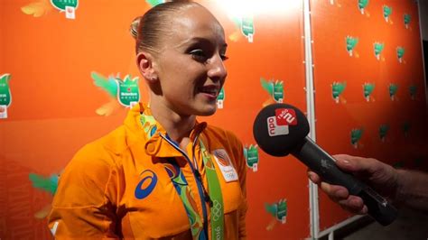 Ook voor eythora thorsdottir, net als lieke wevers in rio nog finaliste op de meerkamp, eindigde het toernooi. Turnster Sanne Wevers haalt Olympisch goud op de Spelen ...