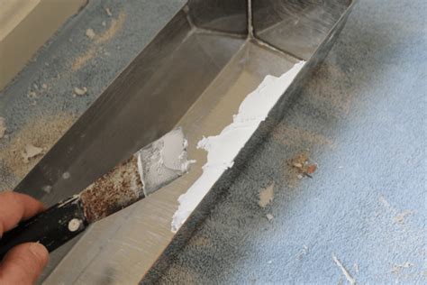 Here are the best primers to cover drywall imperfections. Cracks in Drywall: 5 Steps to a Permanent Fix with 3M ...