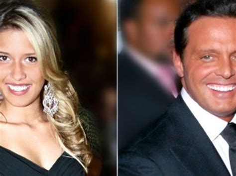 Hija de luis miguel alcanza la fama mundial por esto. Hija de Luis Miguel se pone sentimental, y esto publica ...