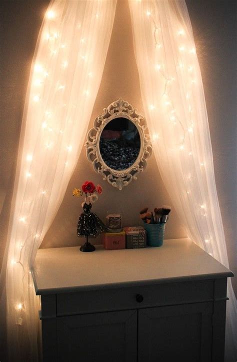 Fairy lights are tiny string lights usually on a thin, copper wire with small, bright bulbs, and they are fabulous. DIY Fairy Light Vanity Area ♥ original | Home decor ...