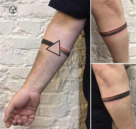 To help you out, we've put together a list of the best small tattoos for men along with advice for customizing them to your liking. Imgur Post - Imgur | Boas ideias para tatuagem, Tatuagem ...