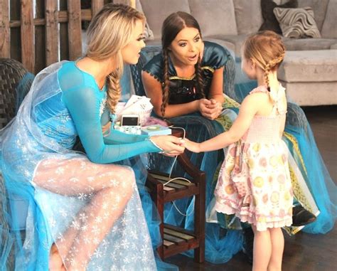 Emily willis is a very famous model. Miss Teen North Carolina dons 'Frozen' costume with sister ...