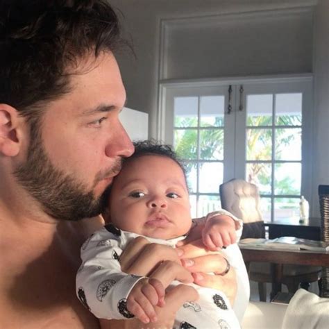 Mom and baby doing well. Serena Williams reveals scary health complications ...